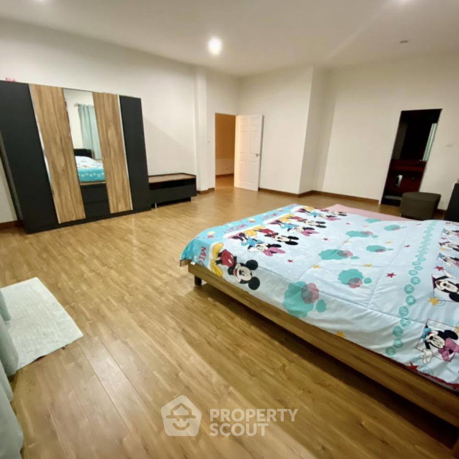รูป บ้าน 5-ห้องนอน ที่ เดอะ บลิส กุลพันธ์วิลล์ 16 ใน สันกำแพง (ID 1542410) - รูปที่ 21/27