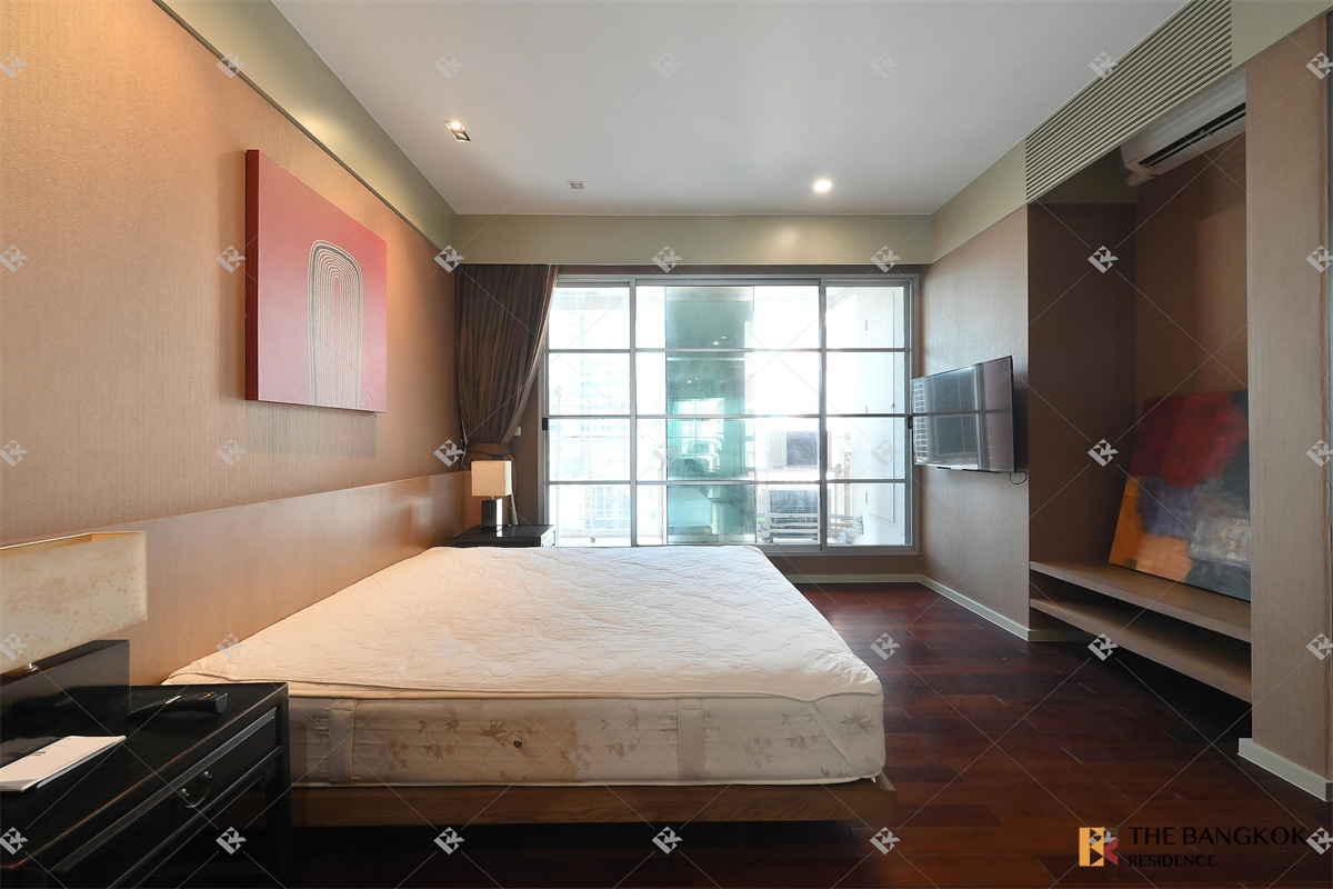 picture Condo with the Best Location City Smart Condo near BTS Asok - 4/10