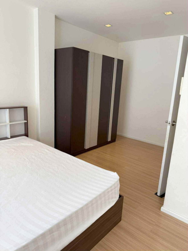 รูป Y Residence Sukhumvit 113 🏡| Pet Friendly 4BR |Townhome near BTS Bearing | 220 Sq.m. | 30,000 THB/Month✨ - รูปที่ 24/24