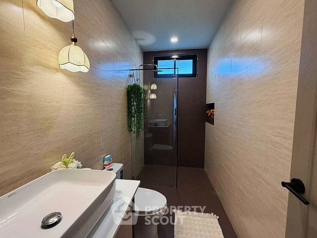 รูป วิลล่า 3-ห้องนอน ใกล้ พัทยากลาง (ID 3362178) - รูปที่ 12/29