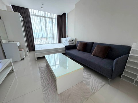 💥 [ 𝐏-𝟏𝟑𝟖𝟎𝟓𝟐 ] FOR RENT : The Sky Sukhumvit City View Balcony! Near BTS Udomsuk 𝟏𝟏,𝟎𝟎𝟎 THB/mo. | Line @easycondoplus | 099-229-6397