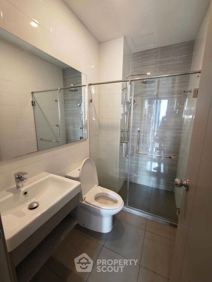 picture Great Value 1-BR At Knightsbridge Prime Onnut Near BTS On Nut (ID 3363473) - 12/15