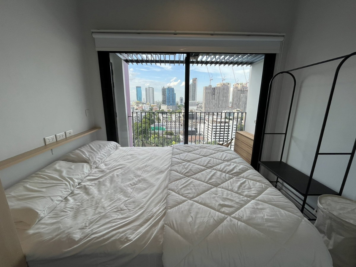 รูป XT Ekkamai คอนโดหรู 1 ห้องนอน ใกล้ BTS เอกมัย วิวเมือง โอกาสลงทุนหายาก - U6722772 - รูปที่ 3/6