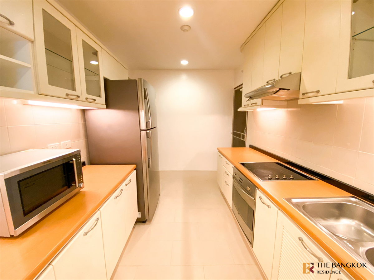 picture Convenient Travel, Great Value per Square Meter Grand Langsuan near BTS Ratchadamri - 7/10