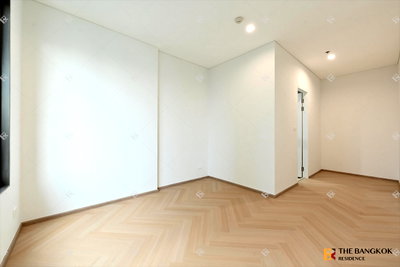 Condos for sale : 💖💖 Condo for Sale 💎 Villa Asoke 1BR 40 sq.m. 5MB ✨ Newly Renovated, High Floor, Near MRT Phetchaburi