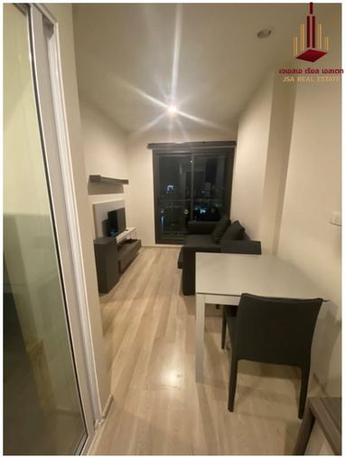 1-bed condo for rent, 32 sqm, Centric Ratchada - Huai Khwang