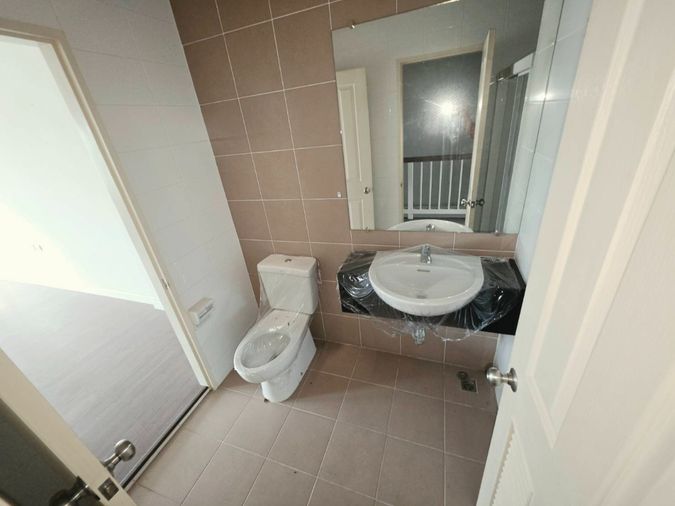 5-bed townhouse for sale, 317 sqm, 32 sq wah, Townplus Prachauthit