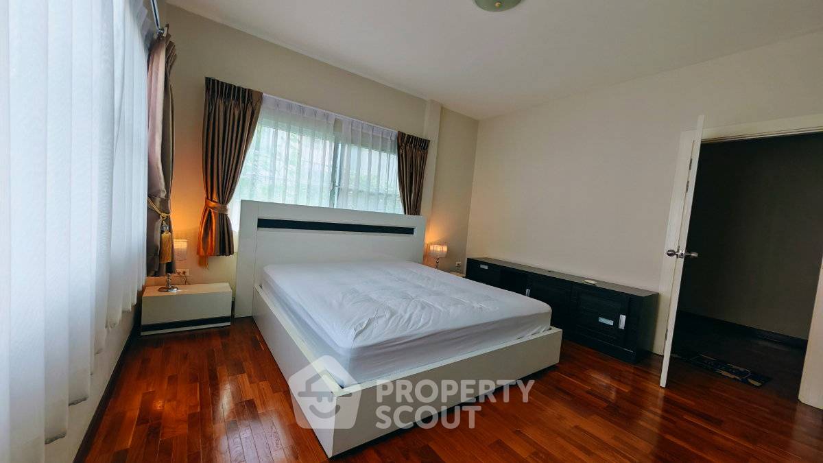 รูป บ้าน 4 ห้องนอน พื้นที่ 400 ตร.ม. แหลมฉบัง บางละมุง (ID 3352859) - รูปที่ 8/32