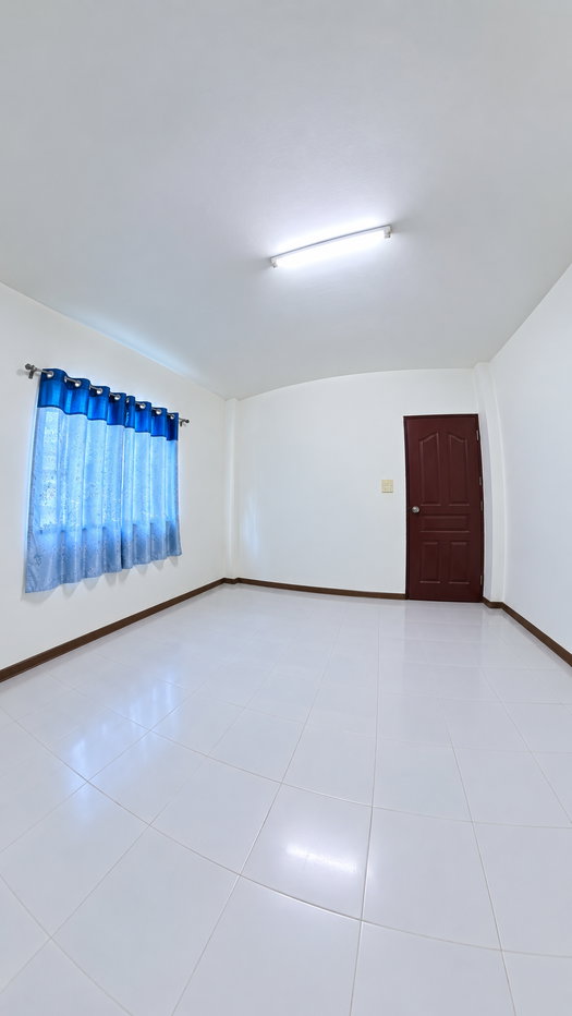 รูป 🏡 ขายด่วน! บ้านเดี่ยวทำเลดี สันผักหวาน หางดง เพียง 1.39 ล้านบาท! 📞 080-1285266 - รูปที่ 10/16