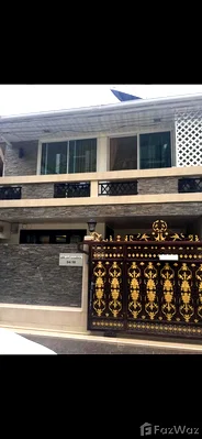 Houses for rent Tesco Lotus Extra Rama 4 : 4 Bedroom House for rent in Khlong Toei, Bangkok  6835327