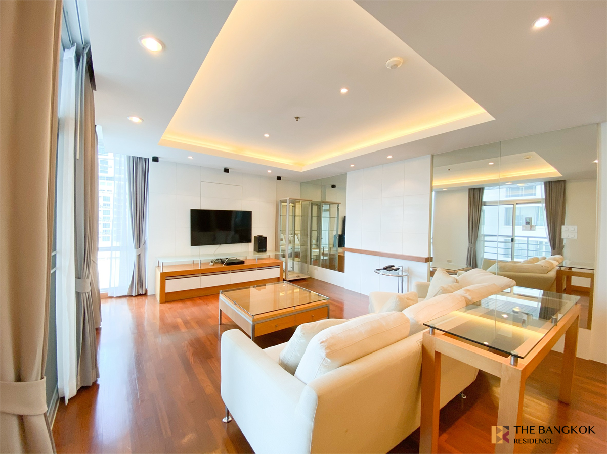 picture Convenient Travel, Great Value per Square Meter Grand Langsuan near BTS Ratchadamri - 6/10