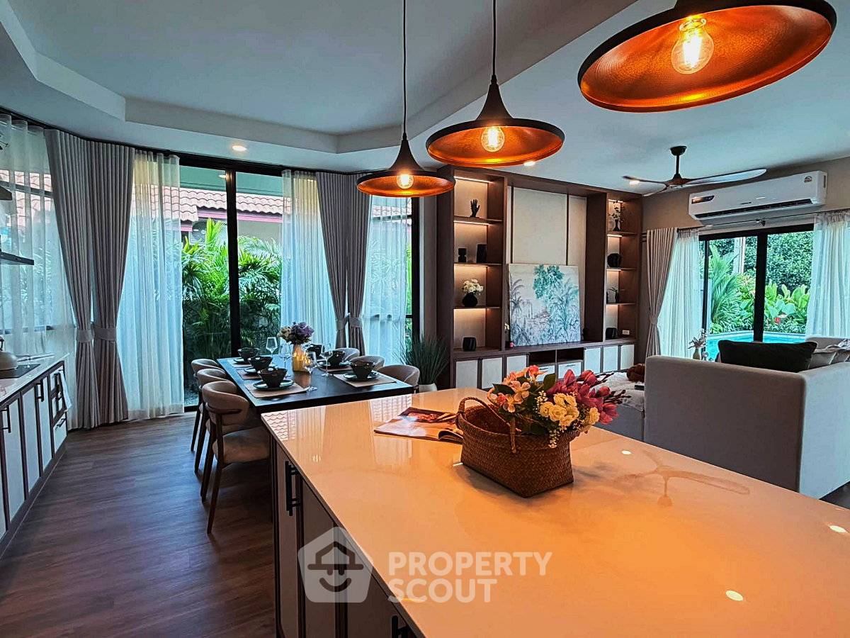รูป วิลล่า 3-ห้องนอน ใกล้ พัทยากลาง (ID 3362178) - รูปที่ 6/29