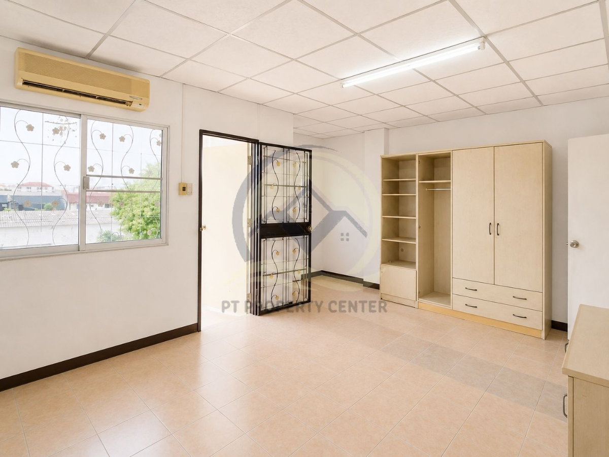 รูป หมู่บ้านอรุณวรรณ 1 ซอยสายไหม 69 ถนนสายไหม ทาวน์โฮม 3 ชั้น ราคาถูก หน้าบ้านไม่ชนใคร เดินทางสะดวกเข้า-ออกเมืองได้ง่าย สิ่งอำนวยความสะดวกครบครัน - รูปที่ 20/30