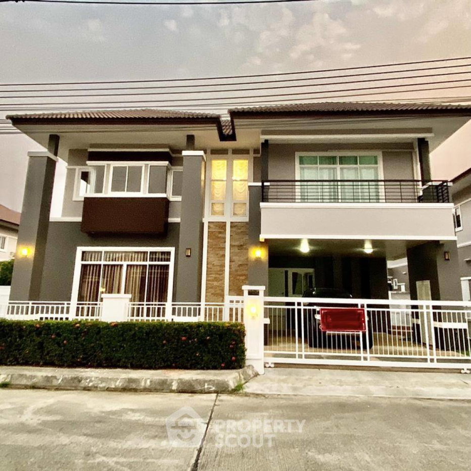 รูป บ้าน 5-ห้องนอน ที่ เดอะ บลิส กุลพันธ์วิลล์ 16 ใน สันกำแพง (ID 1542410) - รูปที่ 2/27