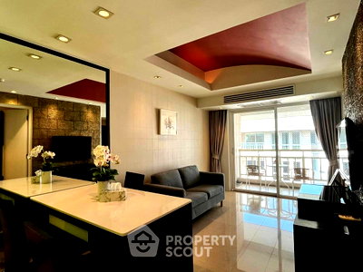 Condos for sale : 1-BR Condo at The Bangkok Narathiwas Ratchanakarint Condominium in Thung Wat Don (ID 2811052)