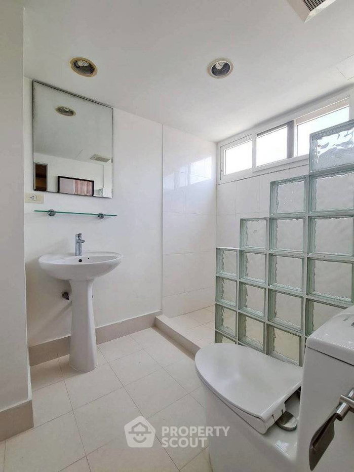 รูป 3 ห้องนอน ชั้นสูง 250 ตร.ม. Grand Ville House 2 ใกล้ MRT สุขุมวิท 300 ม. (ID 2822442) - รูปที่ 19/20