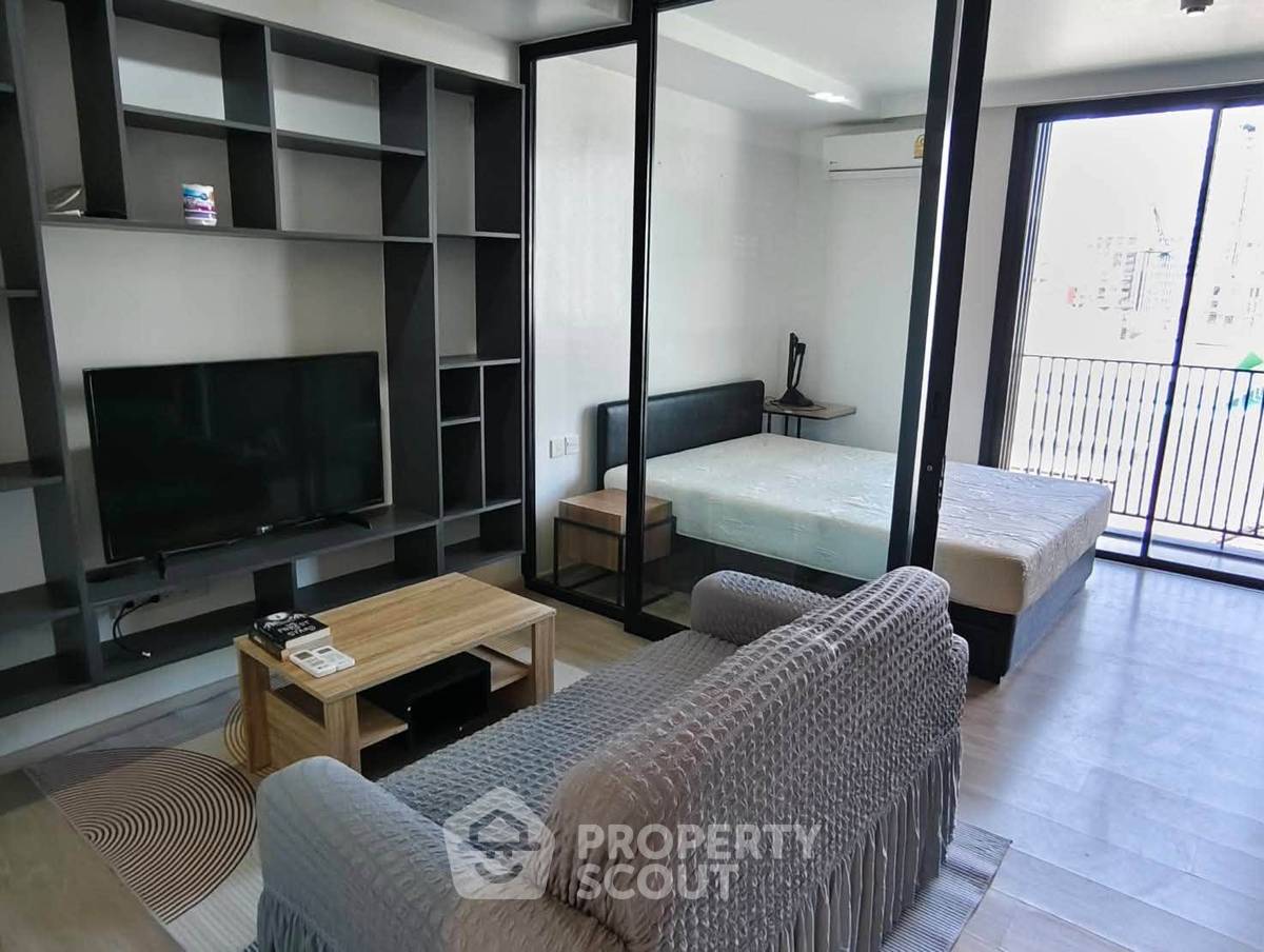 picture 1-BR Condo At Maestro 02 Ruamrudee Near BTS Nana (ID 3363501) - 7/10
