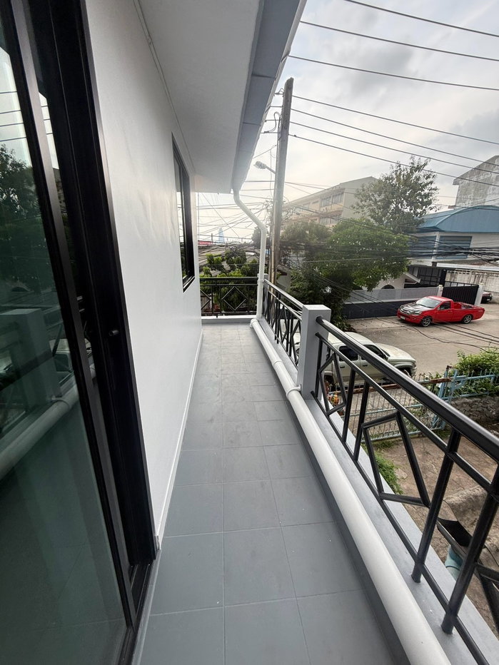 รูป ทาวโฮมสวยห้องรีโนเวท ใกล้แยกสุขุมวิท 2 ห้องติดแยกขาย เริ่มต้น 3.79 โอนคนละครึ่ง 22ตรว. - รูปที่ 62/64