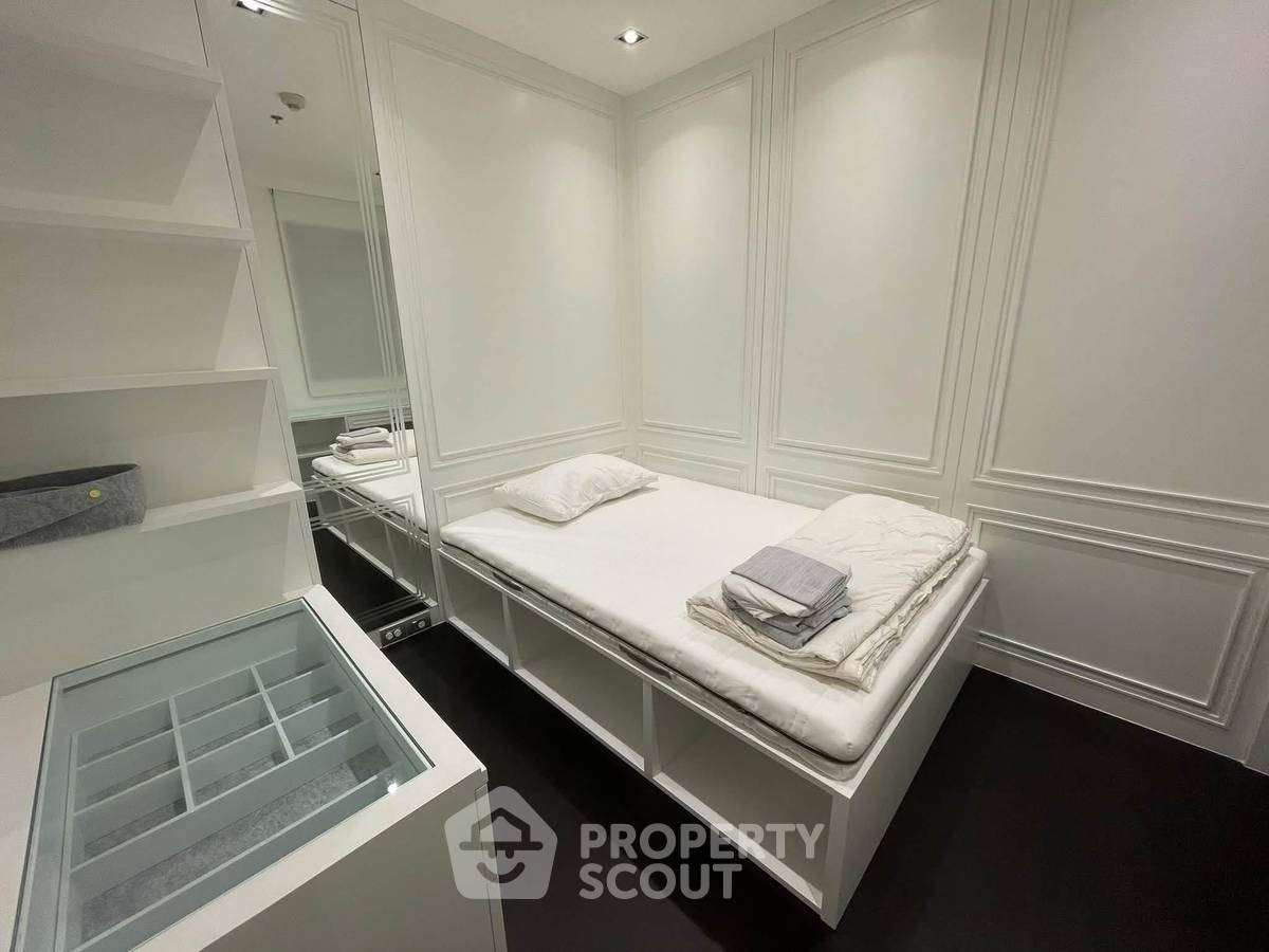 picture 33rd-Floor 2-BR Star View Condo For Sale In Phra Ram 3 (ID 717426) - 19/27