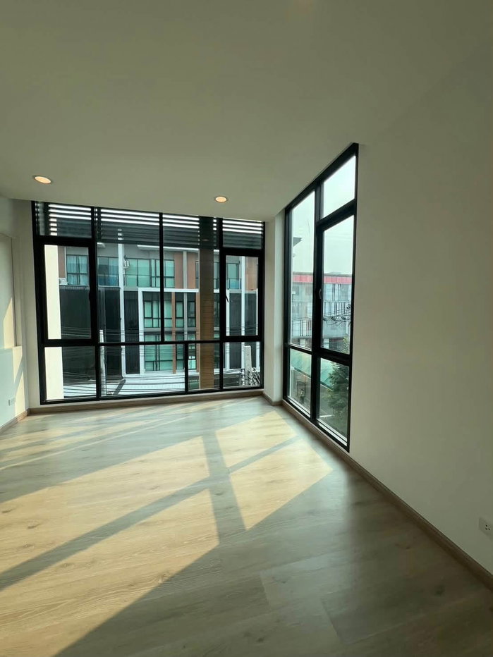 รูป 🏡✨ ให้เช่าทาวน์โฮมใหม่ 2 ชั้น Pleno สุขุมวิท–บางนา 4 3 ห้องนอน 3 ห้องน้ำ บ้านใหม่ไม่เคยปล่อยเช่ามาก่อน เฟอร์นิเจอร์และเครื่องใช้ไฟฟ้าครบ  - รูปที่ 7/16