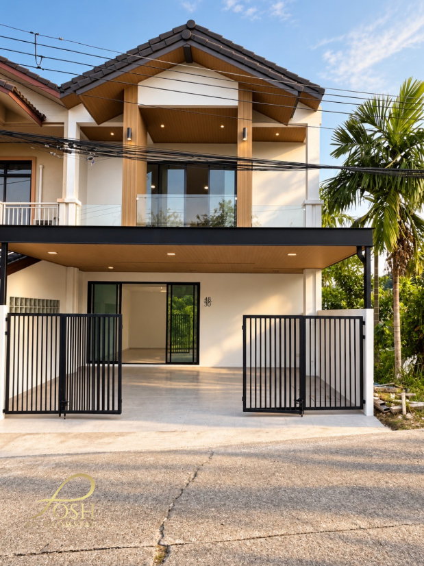 รูป บ้านรีโนเวทใหม่ 2 หลัง 3ห้องนอน 3ห้องน้ำ สไตล์วิลล่า (แปลงมุม) ซอยไสน้ำเย็น ฉลอง (ใกล้วัดฉลอง) - รูปที่ 1/26