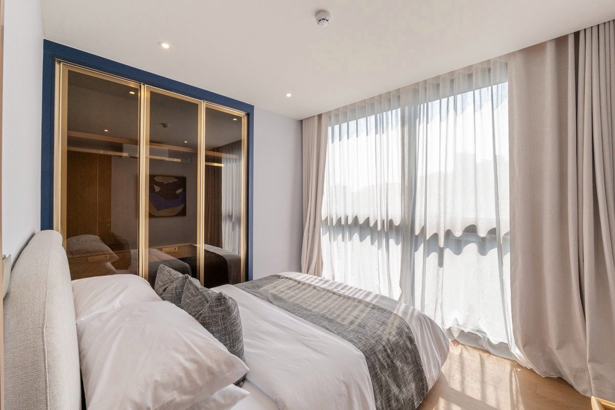 picture Via 34 Unique Artistic Condo, Prime Sukhumvit 34 Location, Ready to Move In - 8/20