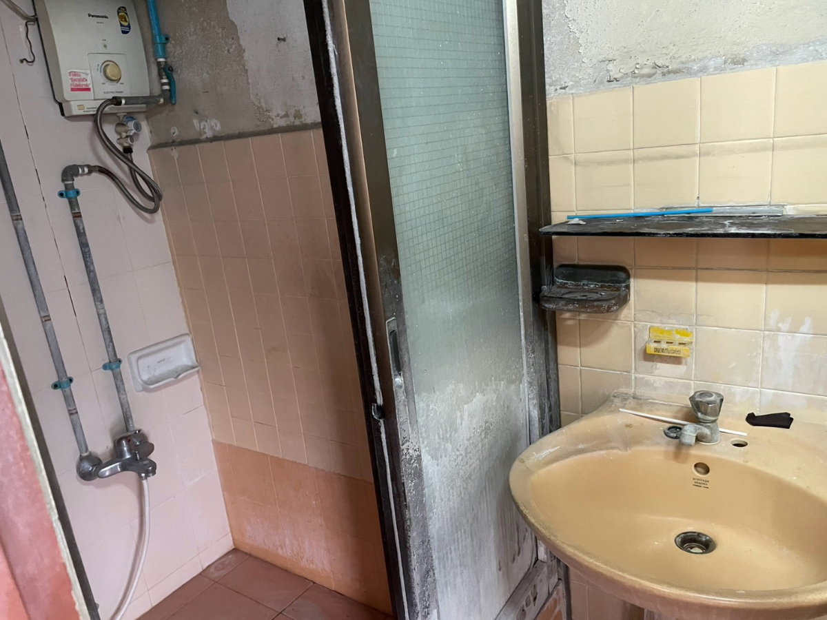 picture ðĒ FOR RENT | Commercial Building â 3 Connected Units in Khlong Toei Rama 4 / Khlong Toei Area - 19/27