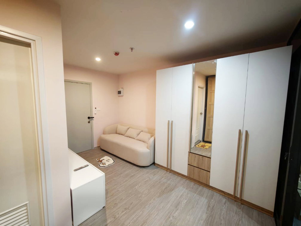 รูป เช่า!!! Regent Home บางนา (แต่งโทนสดใส อบอุ่น สบายตา) ใกล้รถไฟฟ้า BTS - รูปที่ 3/9