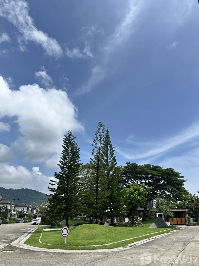 picture Large space, Perfect for Families, Executives & Expats 6836540 - 36/36