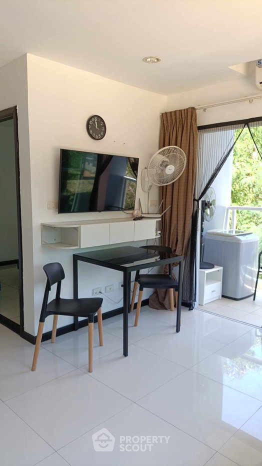 picture 1-BR Condo at Siam Oriental Garden 2 close to Phratamnak (ID 3365246) - 7/12