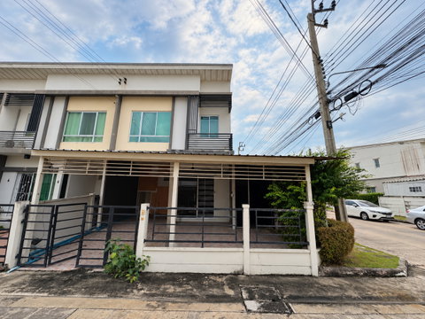 🏡 ทาวน์โฮม 2 ชั้น 3 ห้องนอน พร้อมที่จอดรถ 2 คัน ✨🏡 พลีโน ปิ่นเกล้า-วงแหวน