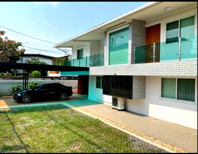 Home office for rent Bangkok : #HHR209 For Rent: Home Office, 450 sq.m., 6 Bedrooms 📍 Near BTS Senanikhom.