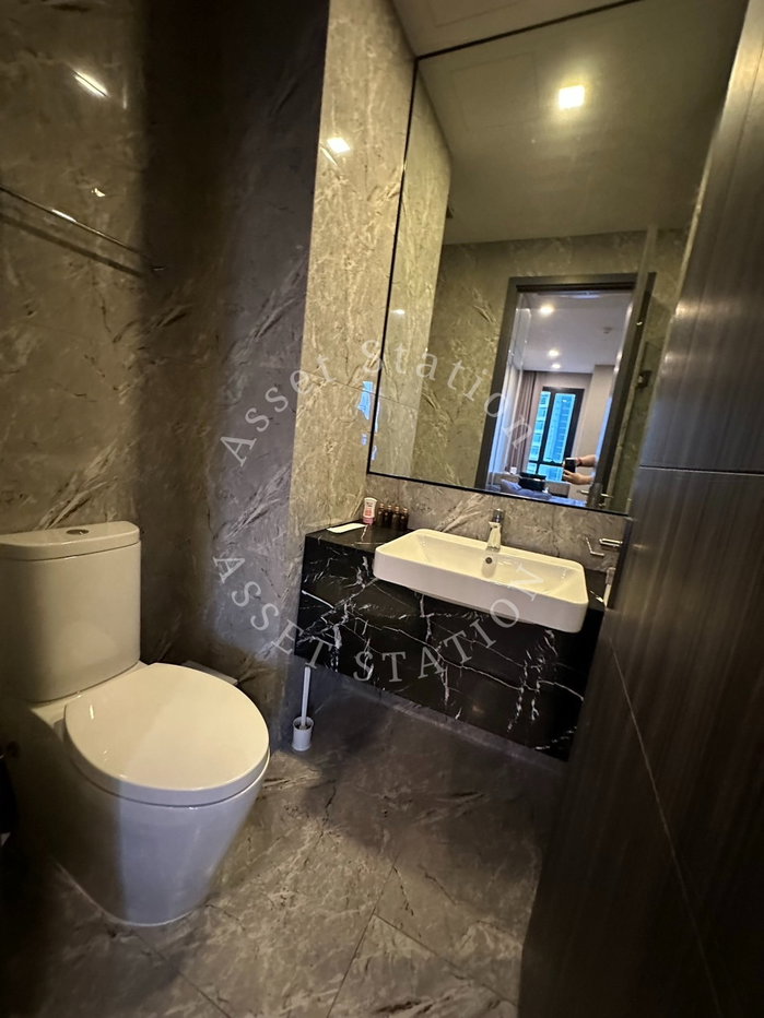 picture Ashton Asoke |ð
Near BTS Asok & MRT Sukhumvit - 12/12