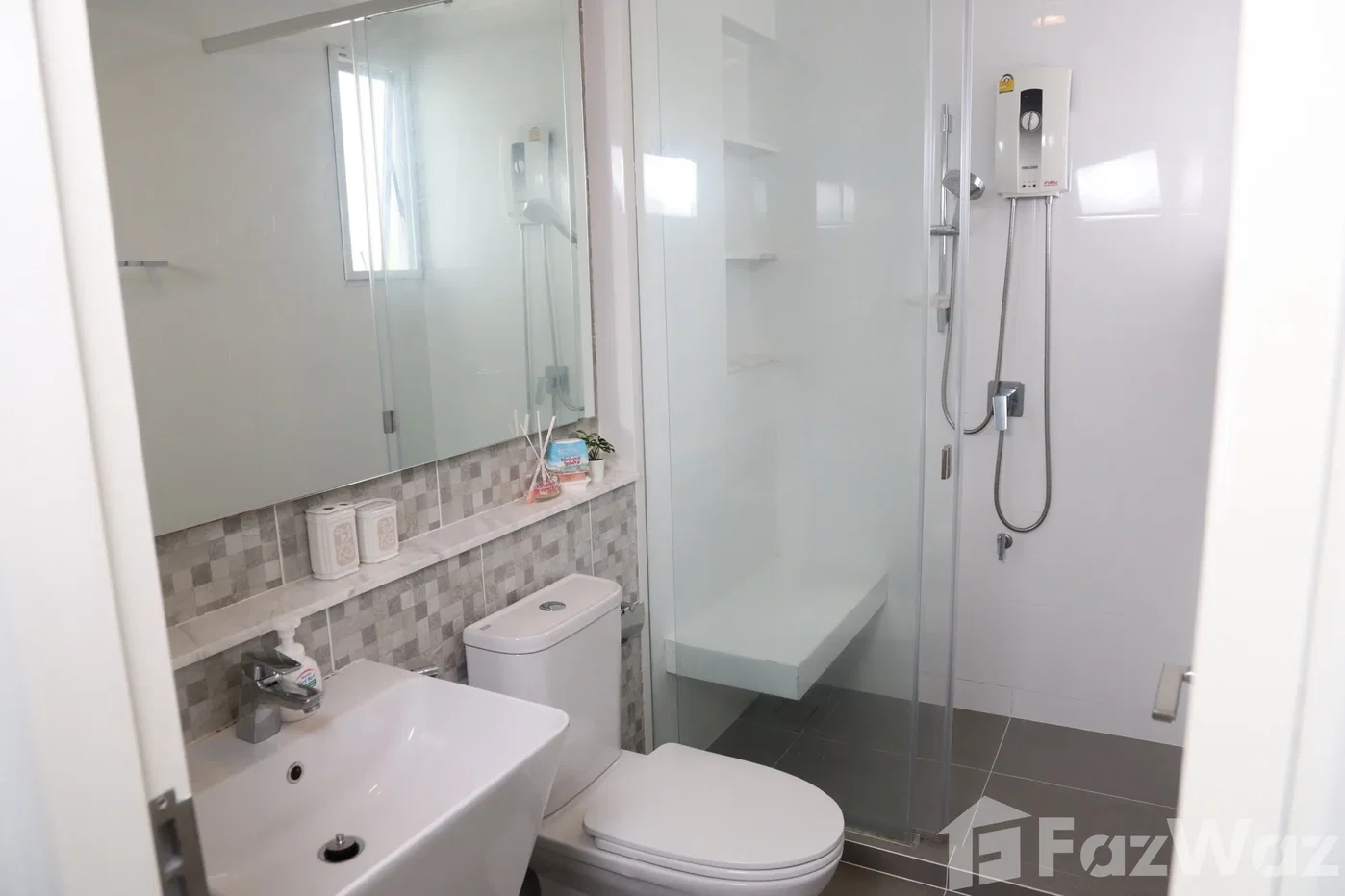 picture Large space, Perfect for Families, Executives & Expats 6836540 - 5/36