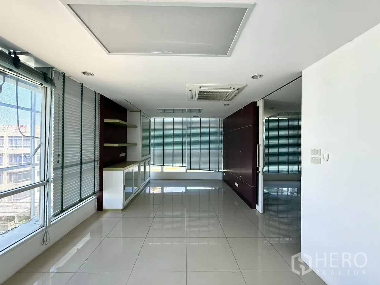 รูป ขายออฟฟิศ 5 ชั้น 1140 ตรม นวลจันทร์ บึงกุ่ม กรุงเทพมหานคร - รูปที่ 15/30