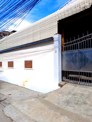 Factory for rent : Warehouse Office for drent Bangna Sukhumvit 105  Near Bangna Trol Way, Suvarnabhum Airport Trailor accessible ,No Flood