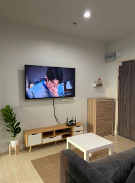 For rent, large room, Condo Metro Sky Sathorn - Wutthakat, 1 bedroom, 35 sq m, 15th floor, only 15000 baht.