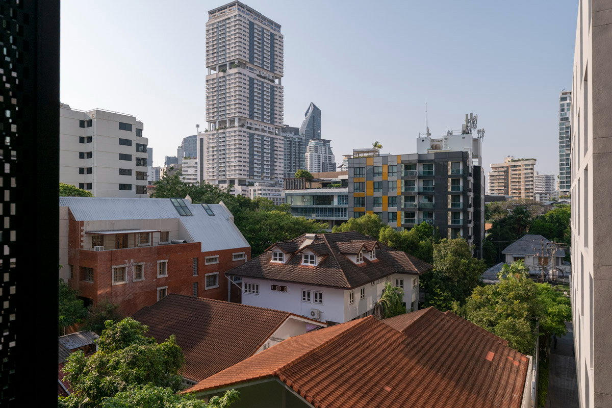 picture Via 34 | Unique Artistic Condo, Prime Sukhumvit 34 Location, Ready to Move In - 31/32