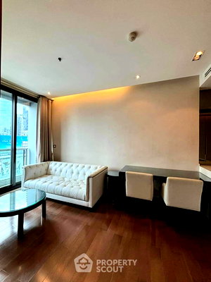 คอนโดให้เช่า : คอนโด 1 ห้องนอน The Address Sukhumvit 28 ใกล้ BTS พร้อมพงษ์ (ID 1925817)