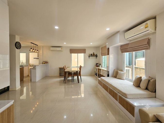 ขายบ้านเดี่ยว 3 ห้องนอน 190 ตร.ม. 54.3 ตร.ว. สกาย ดอนเมือง-สรงประภา