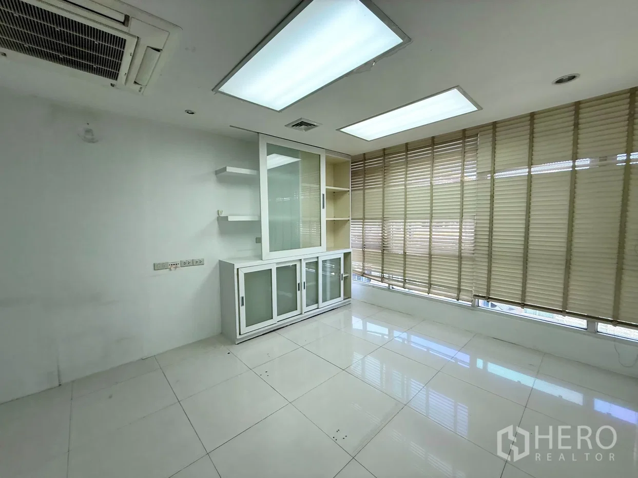 รูป ขายออฟฟิศ 5 ชั้น 1140 ตรม นวลจันทร์ บึงกุ่ม กรุงเทพมหานคร - รูปที่ 17/30