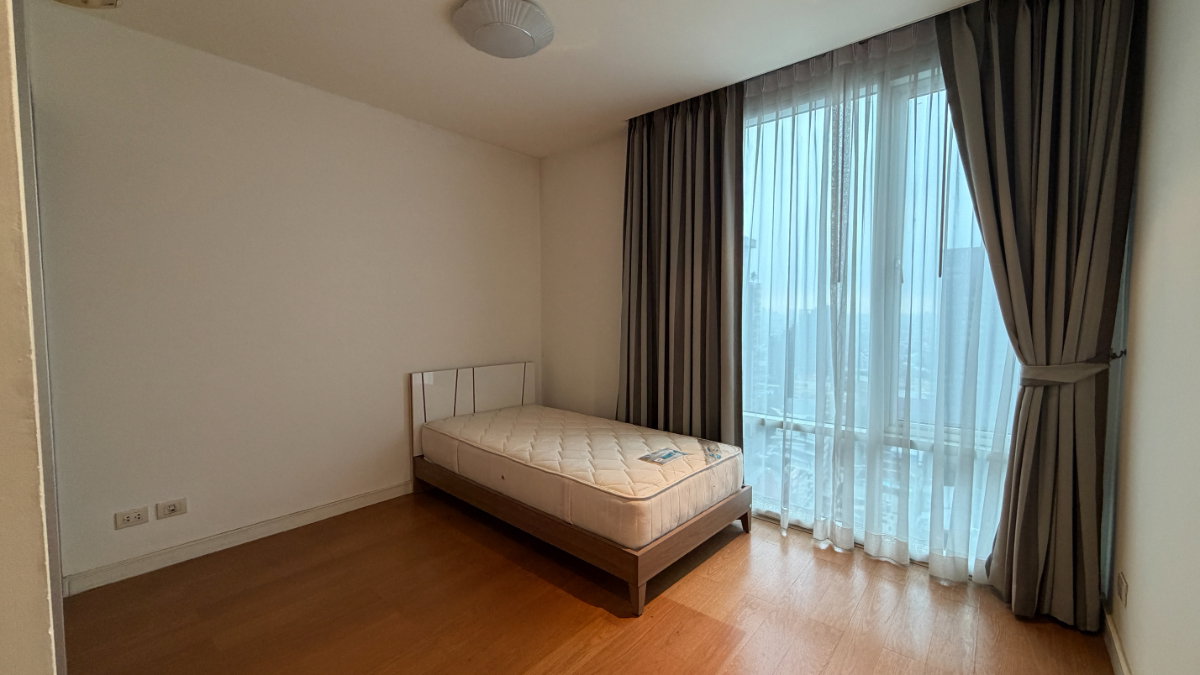 รูป FQ ขายคอนโด Fullerton sukhumvit - 3 ห้องนอน 3 ห้องน้ำ - 152.47 ตร.ม. - ขาย 19,900,000 บาท [KOs2610002] - รูปที่ 6/19