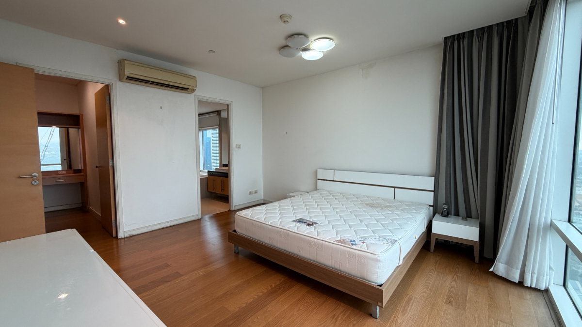 รูป FQ ขายคอนโด Fullerton sukhumvit - 3 ห้องนอน 3 ห้องน้ำ - 152.47 ตร.ม. - ขาย 19,900,000 บาท [KOs2610002] - รูปที่ 4/19