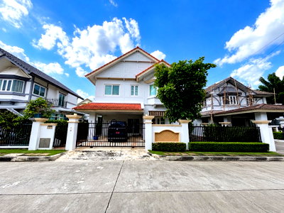 บ้านเดี่ยว กรุงเทพมหานคร : ขายบ้านเดี่ยว ลัดดารมย์ วัชรพล โครงการ 3 | 85.8 ตร.ว. | 250 ตร.ม. | 3 ห้องนอน 4 ห้องน้ำ | พร้อมเรือนรับรอง