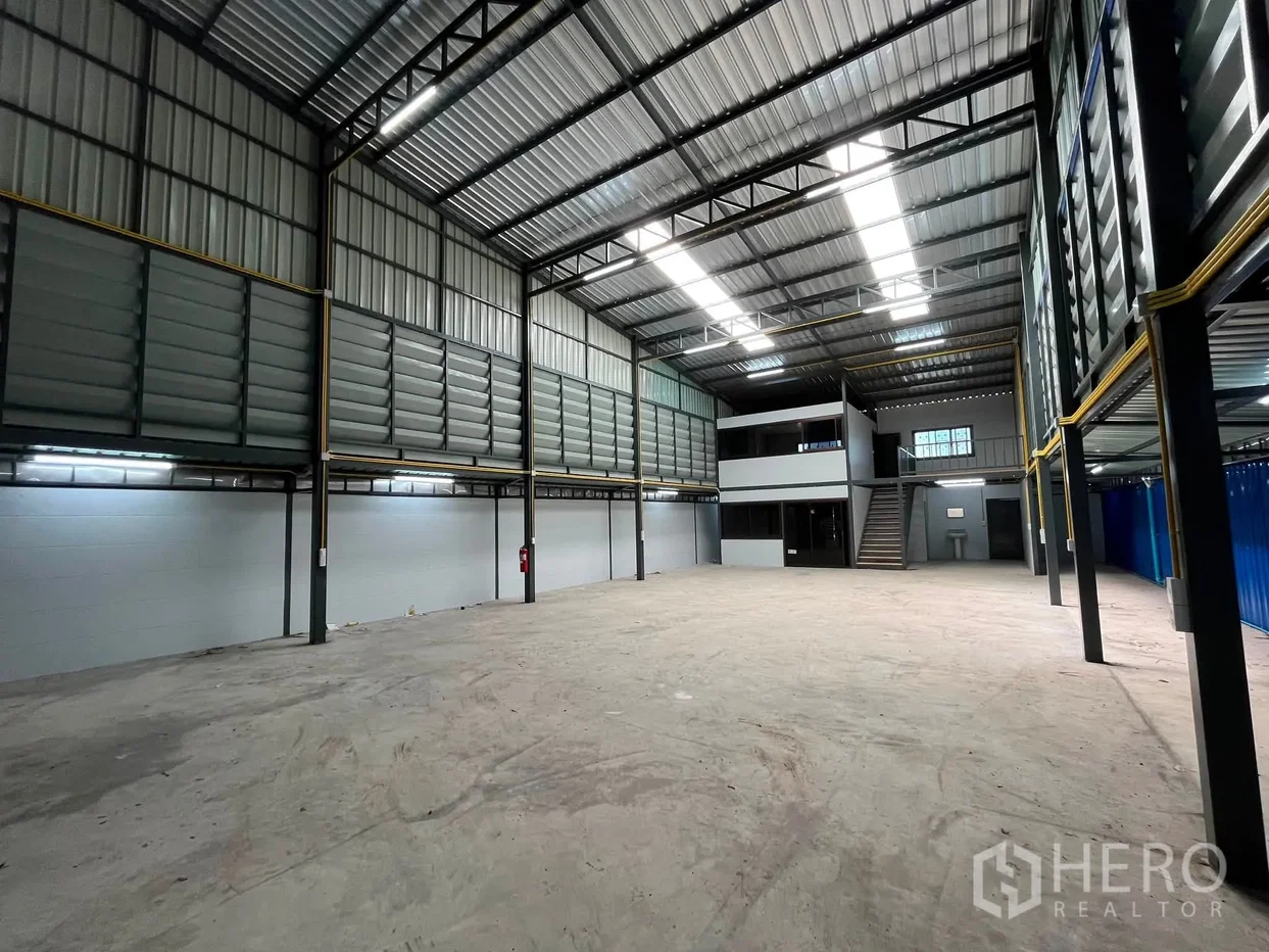picture For rent Warehouse 420 sqm in Dok Mai, Prawet, Bangkok - 11/12