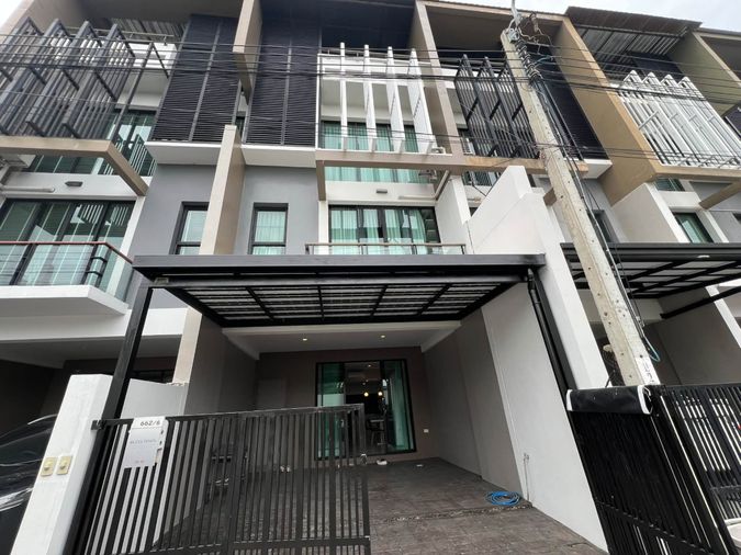 3-bed townhouse for rent, 240 sqm, 20 sq wah, Bless Town Sukhumvit 50