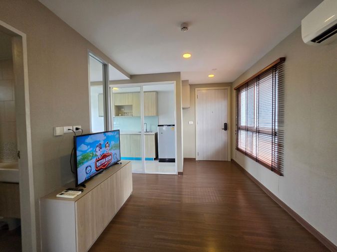 2-bed condo for rent, 42 sqm, Chewathai Hallmark Charan 13