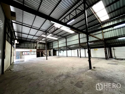 Factory for rent : For rent Warehouse 450 sq.m. in Prawet, Bangkok