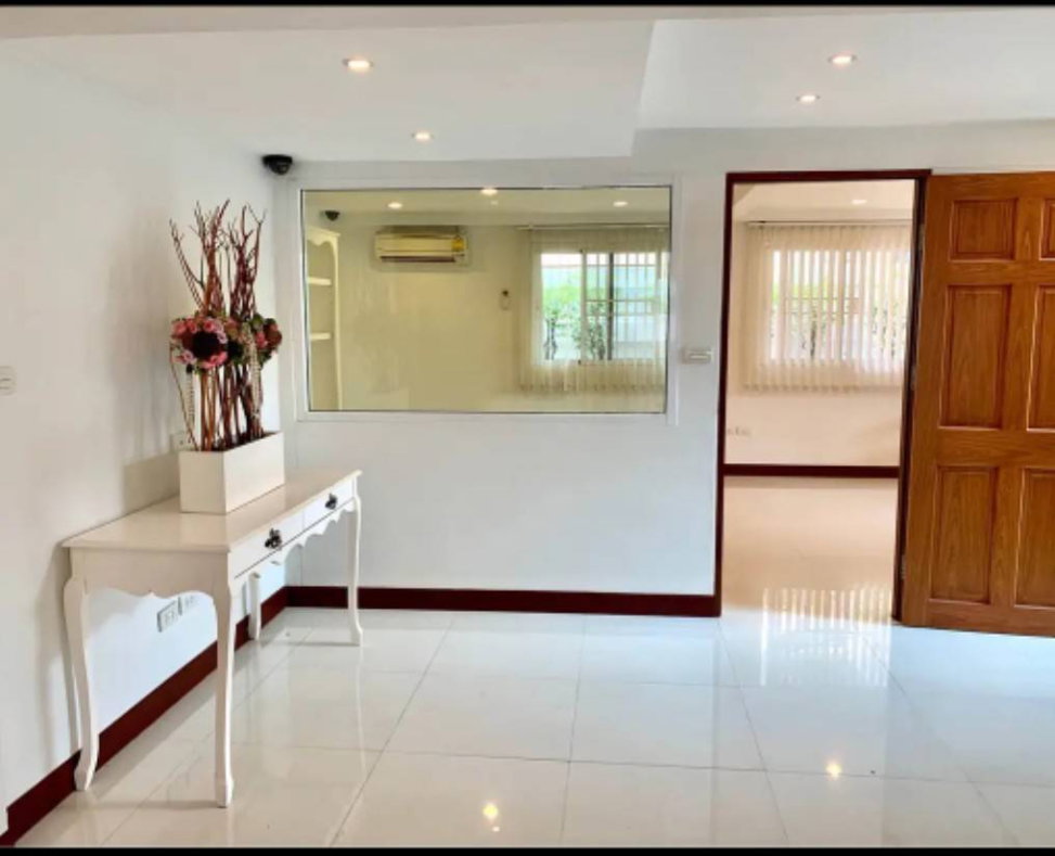 รูป #HHR209 ให้เช่าโฮมออฟฟิศขนาด 450 ตร.ม. 6 ห้องนอน 📍 ใกล้ BTS เสนานิคม - รูปที่ 4/10