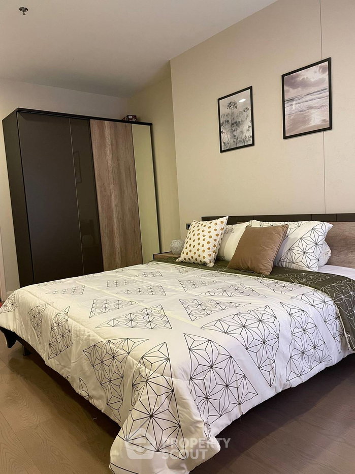รูป BTS ทองหล่อ 200 เมตร | ขายคอนโด 1 ห้องนอน The Crest Sukhumvit 34 (ID 385176) - รูปที่ 8/9